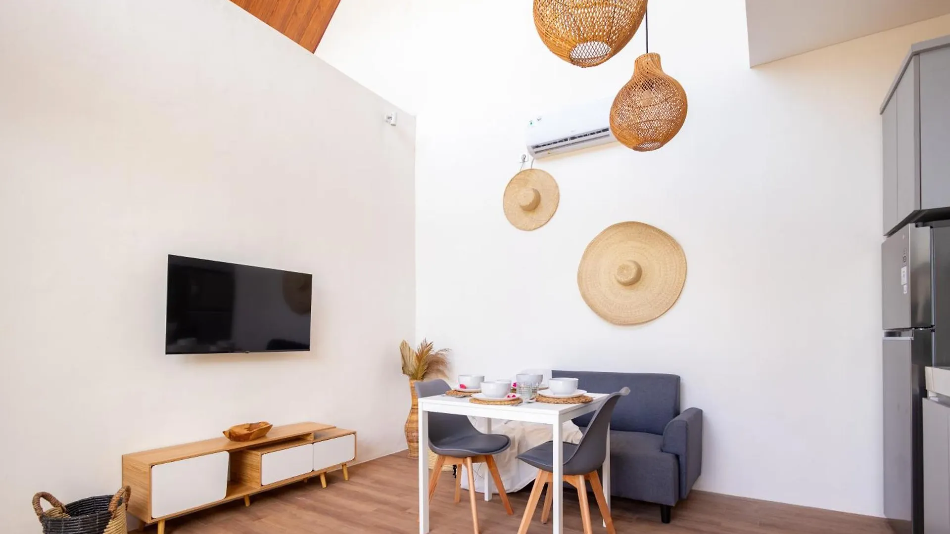 Brand New Villa In Seminyak - 2Bdr - Ps5  Seminyak (Bali)
